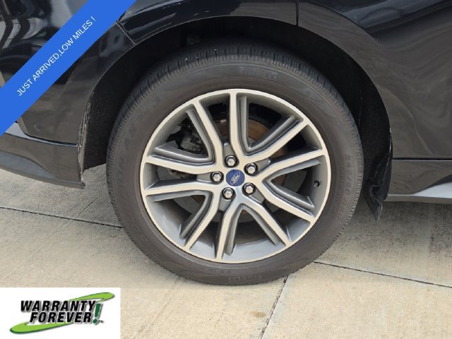 Used 2019 Ford Edge Titanium w/ Equipment Group 301A FWD image 5
