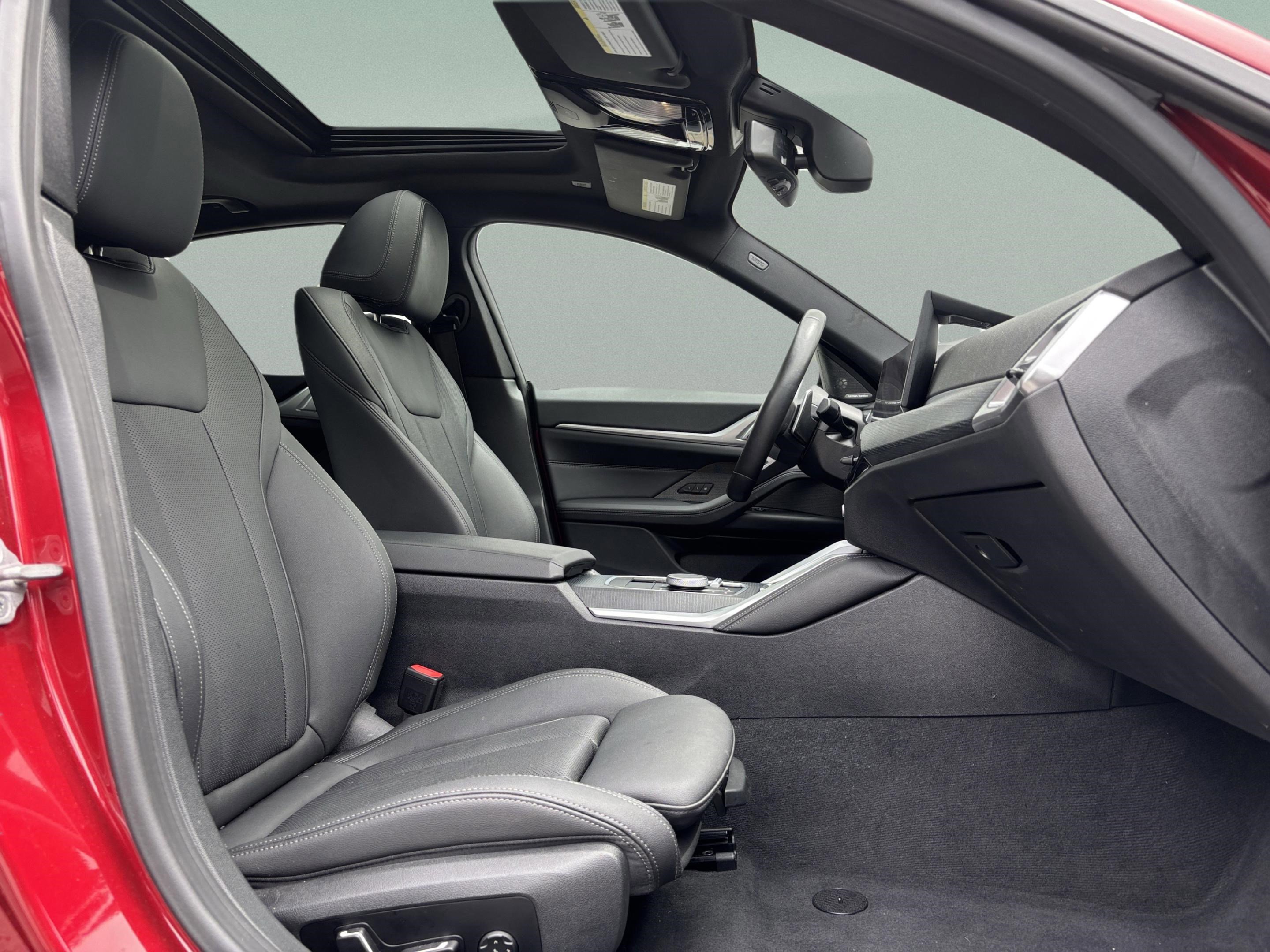 Used 2025 BMW M440i image 21