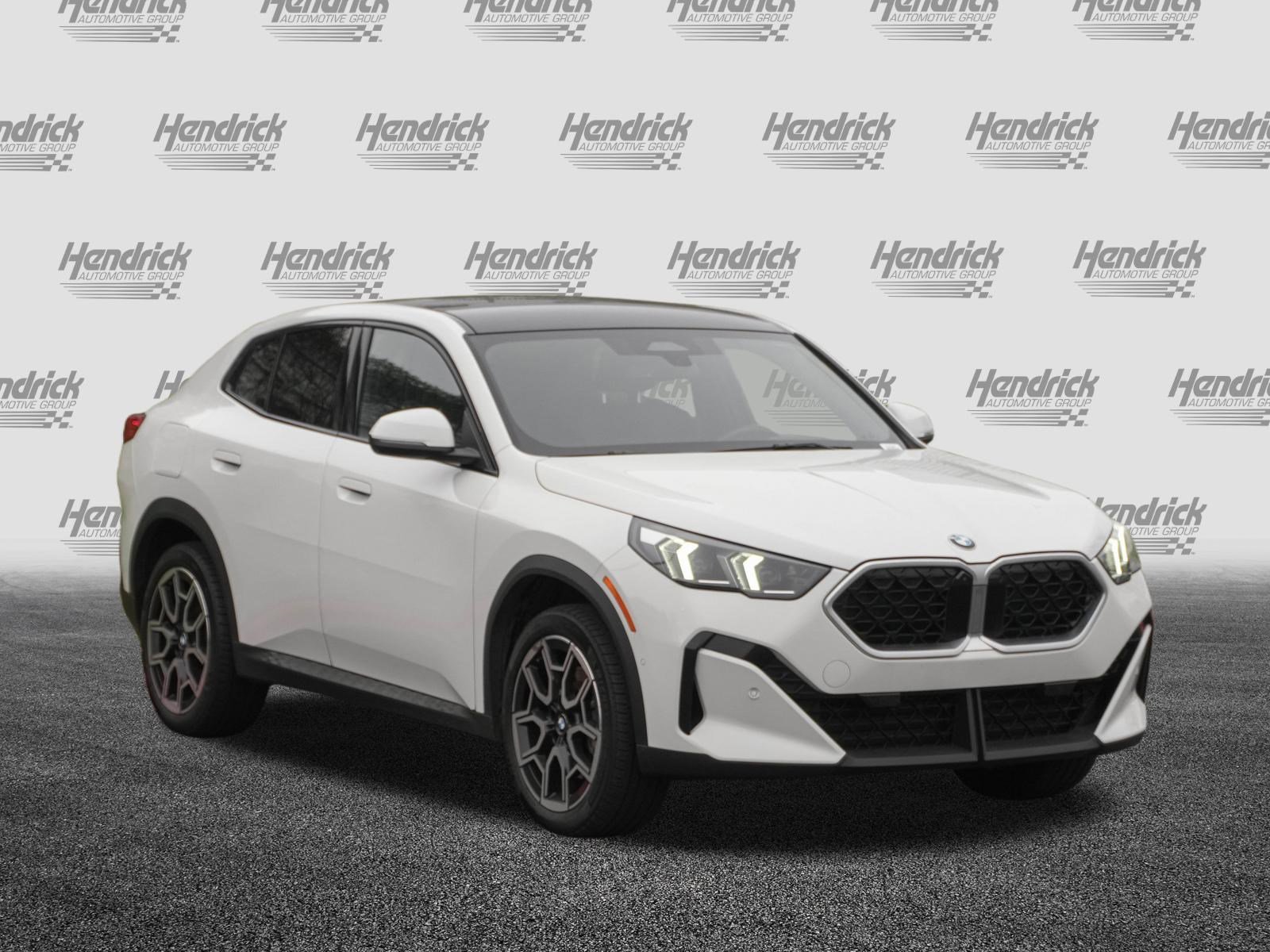 Certified 2025 BMW X2 xDrive28i image 2