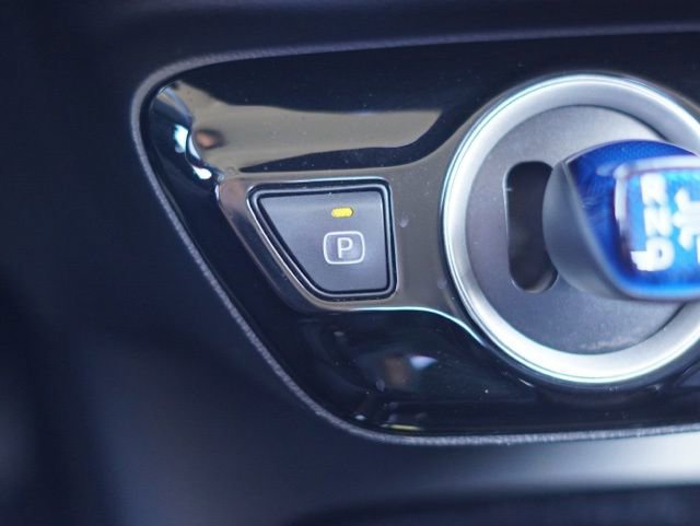 Certified 2021 Toyota Prius Prime XLE image 24