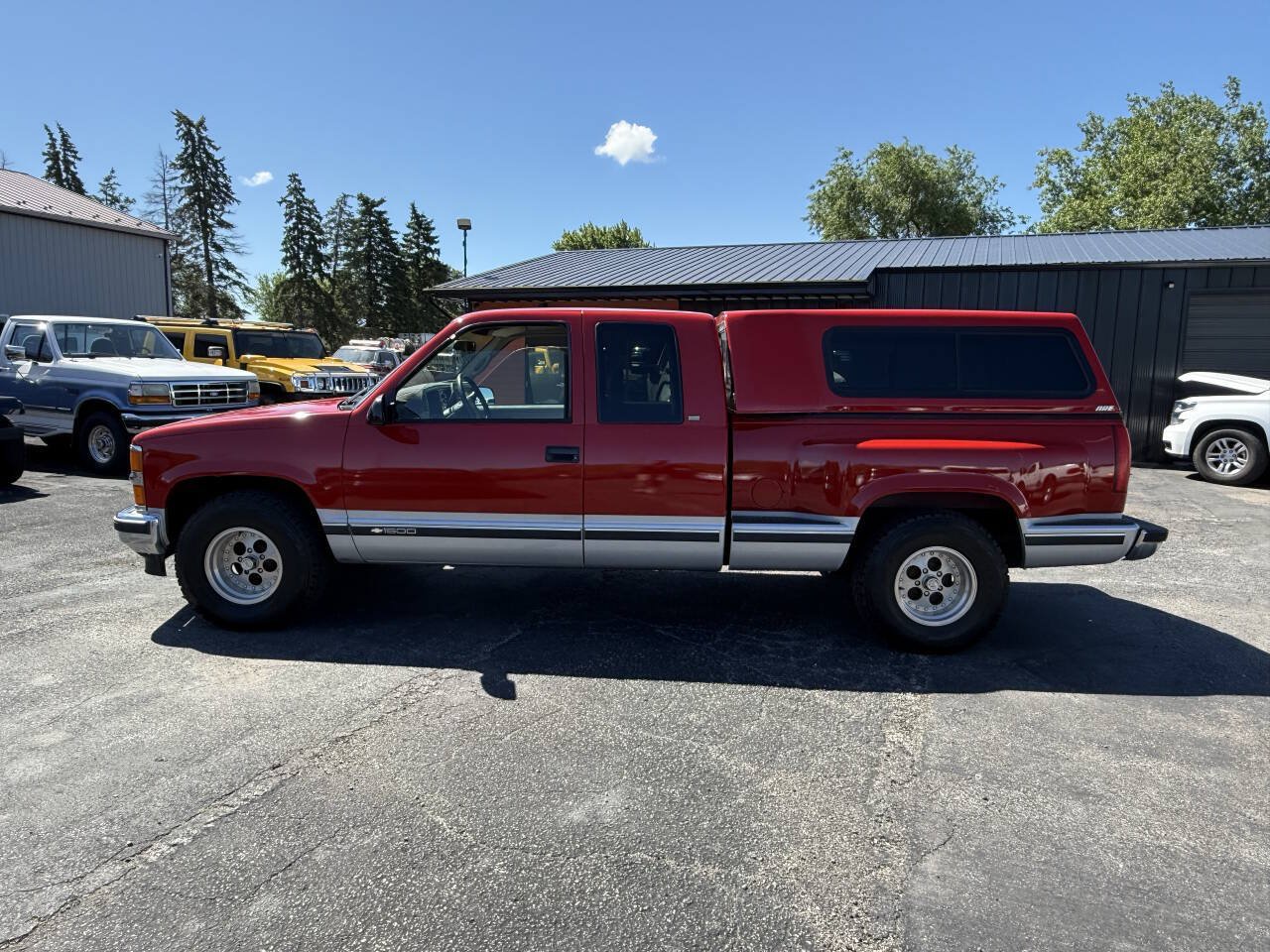 Used 1997 Chevrolet Silverado 1500 2WD Extended Cab w/ Preferred Equipment Group 2 image 2