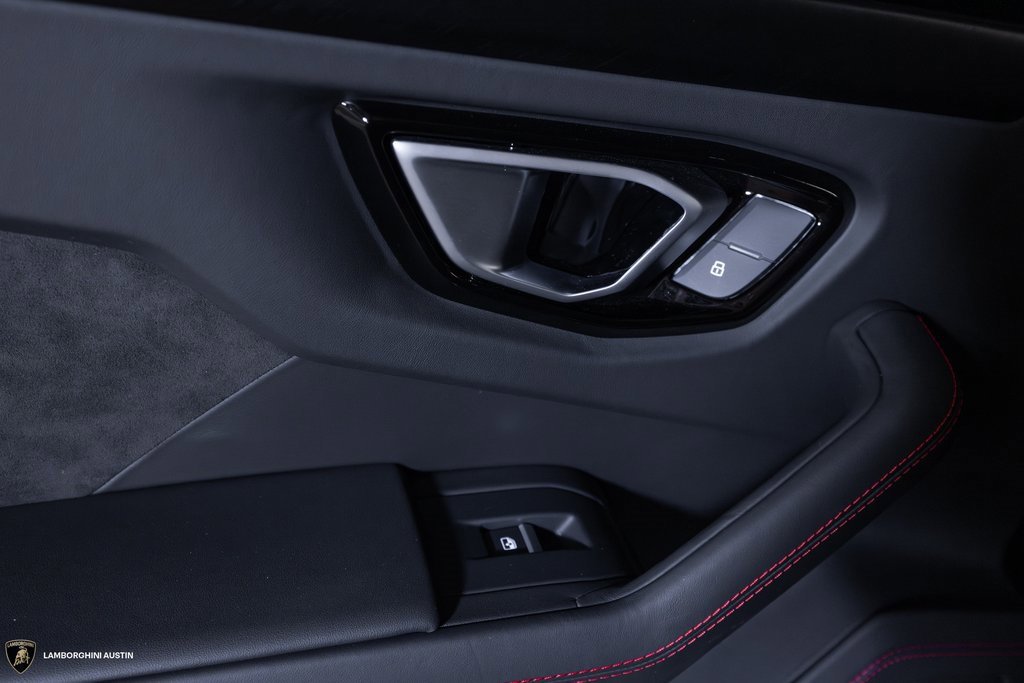 Used 2024 Lamborghini Urus S image 36