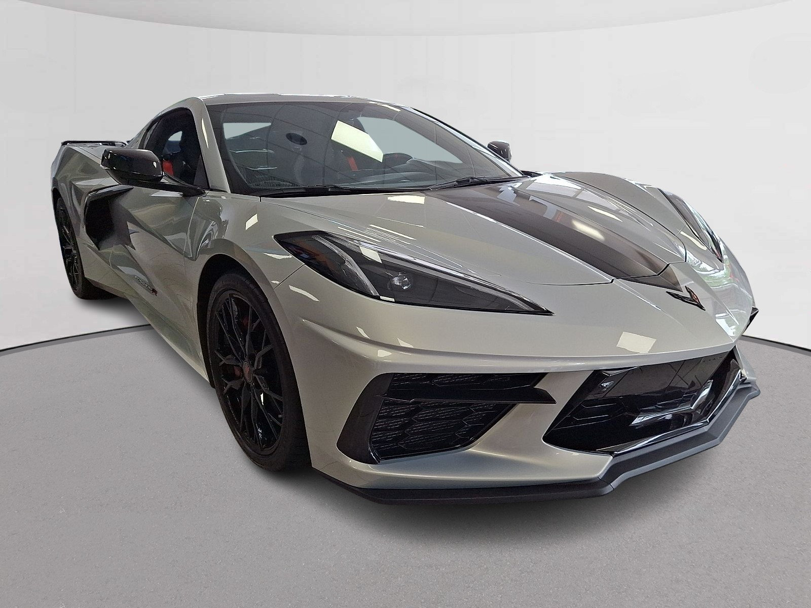 Used 2023 Chevrolet Corvette Stingray Premium Cpe w/ Z51 Performance Package RWD image 2