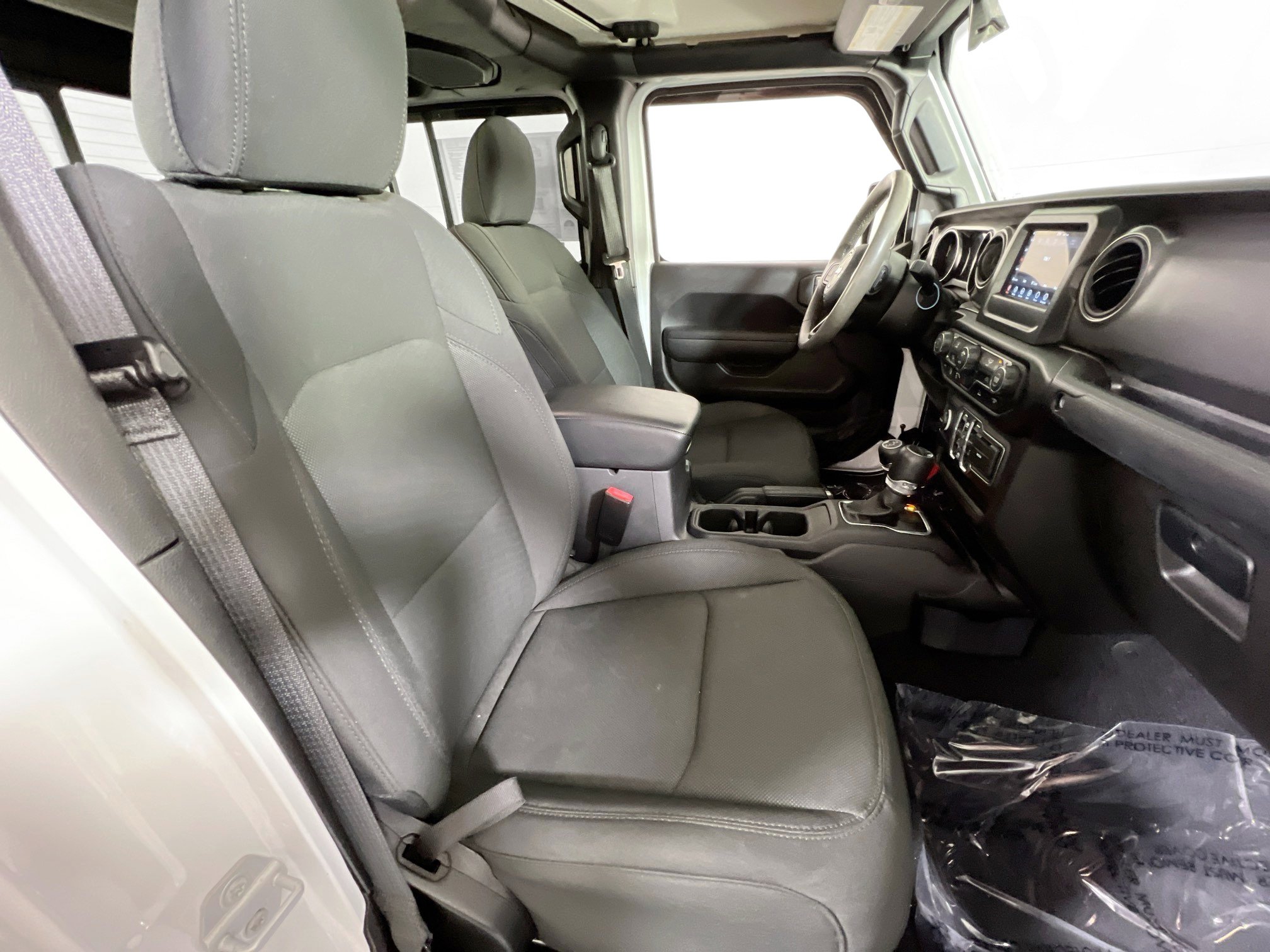 Used 2023 Jeep Gladiator Sport image 25