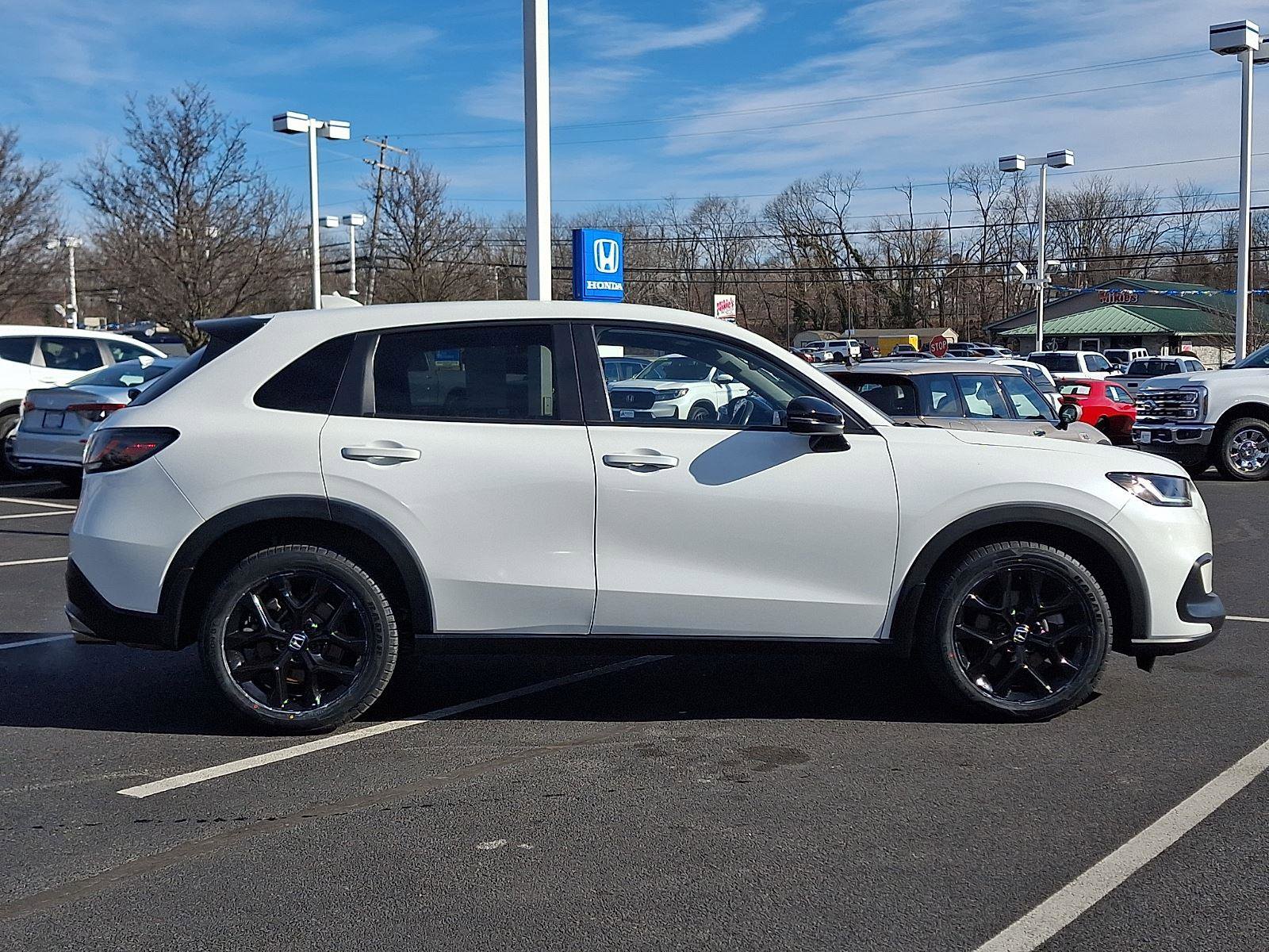 Certified 2023 Honda HR-V Sport image 7