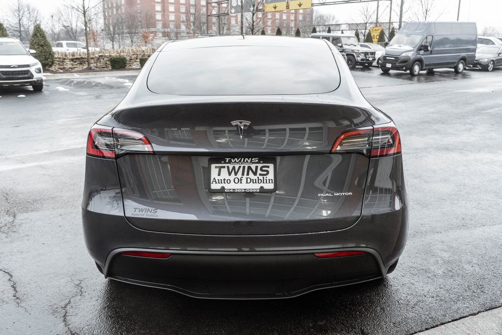Used 2023 Tesla Model Y Long Range image 35