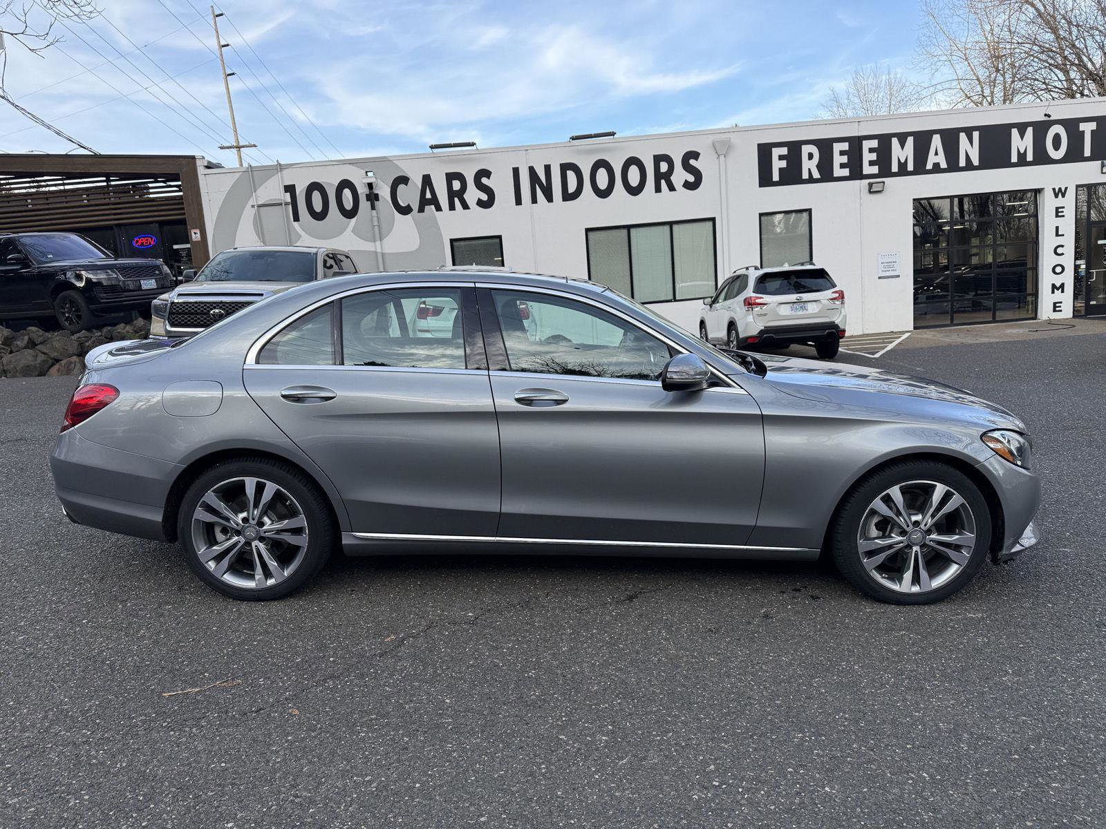 Used 2016 Mercedes-Benz C 300 Sport image 9