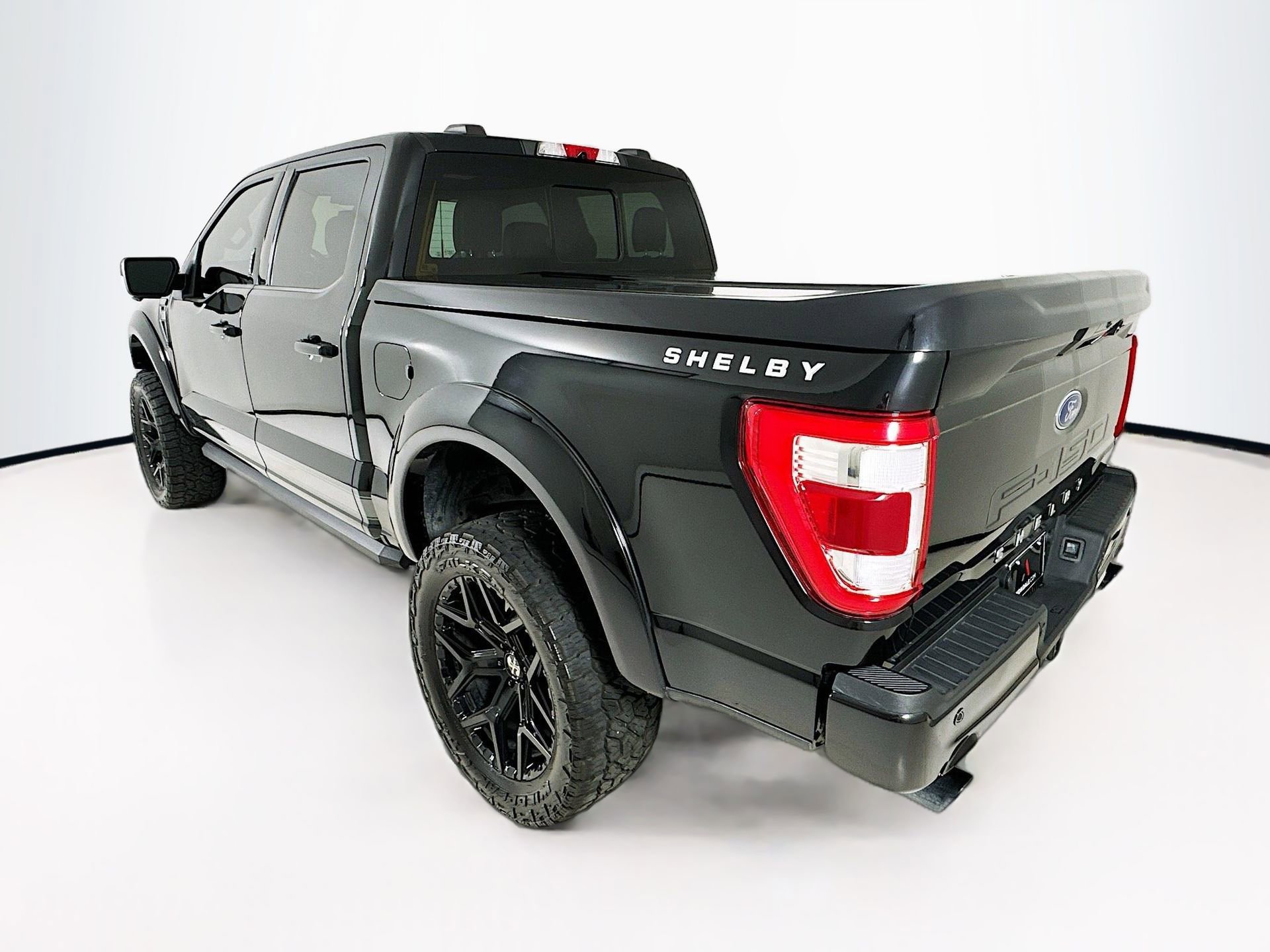 Used 2023 Ford F150 Lariat w/ Equipment Group 502A High image 6