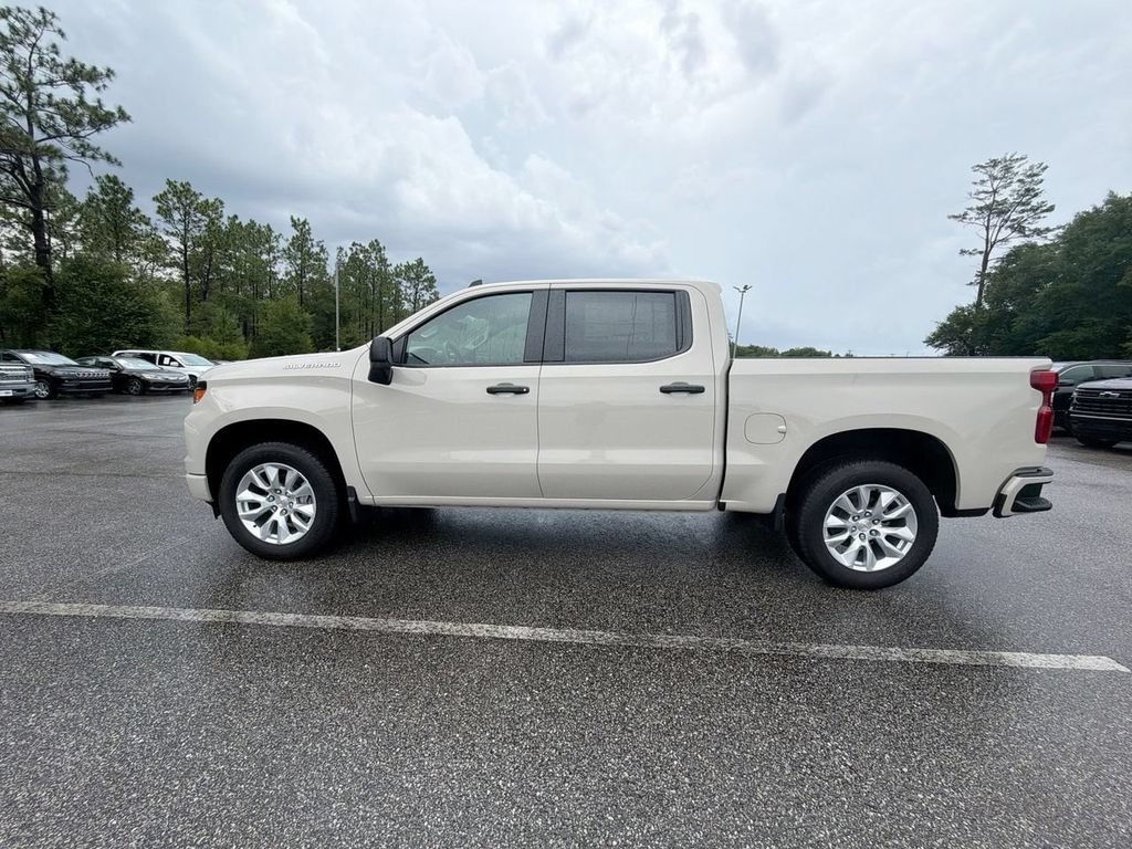 New 2026 Chevrolet Silverado 1500 Custom RWD image 6