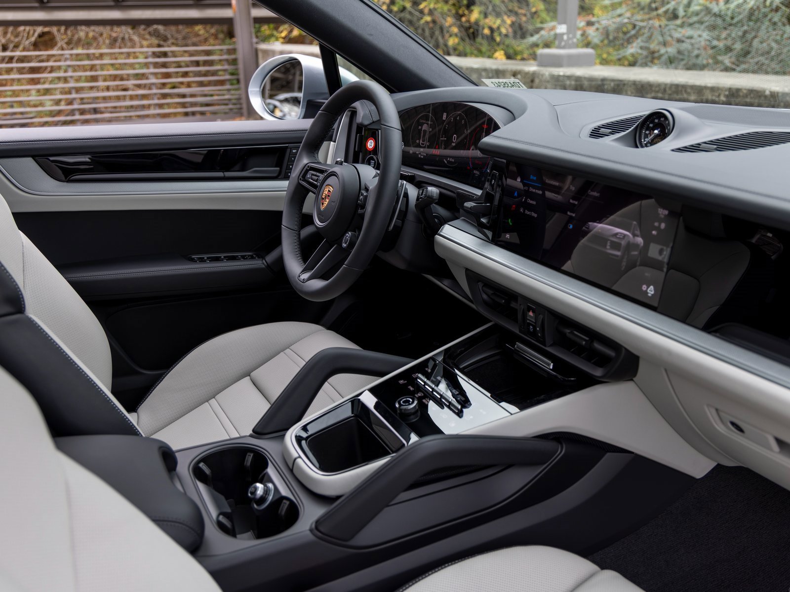 New 2026 Porsche Cayenne Coupe image 47