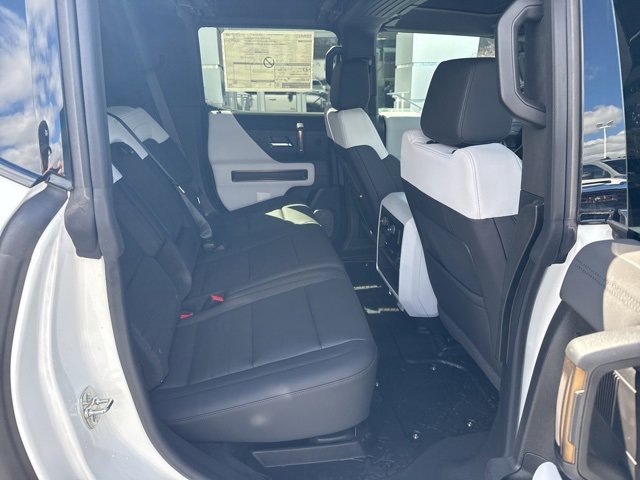 New 2024 GMC Hummer EV 2X w/ Extreme Off-Road Package image 16