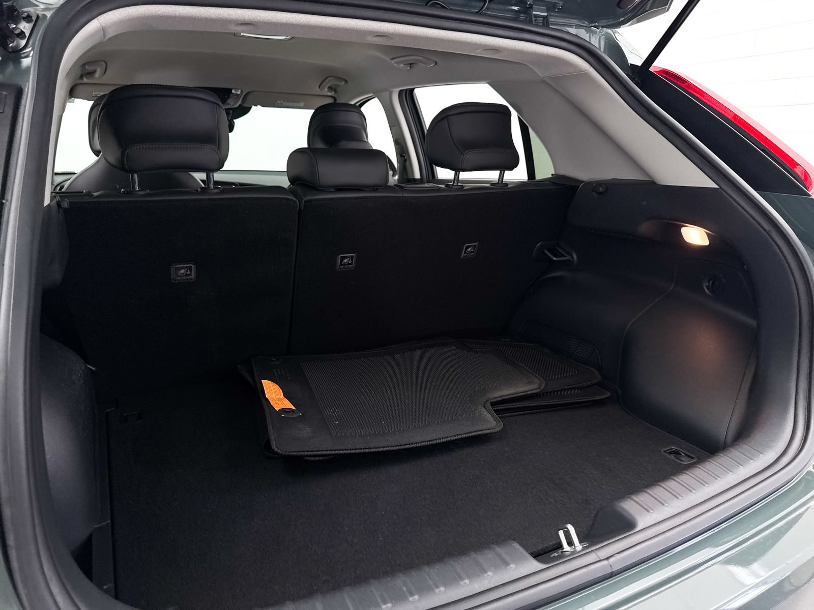 Certified 2023 Kia Niro EX FWD image 32