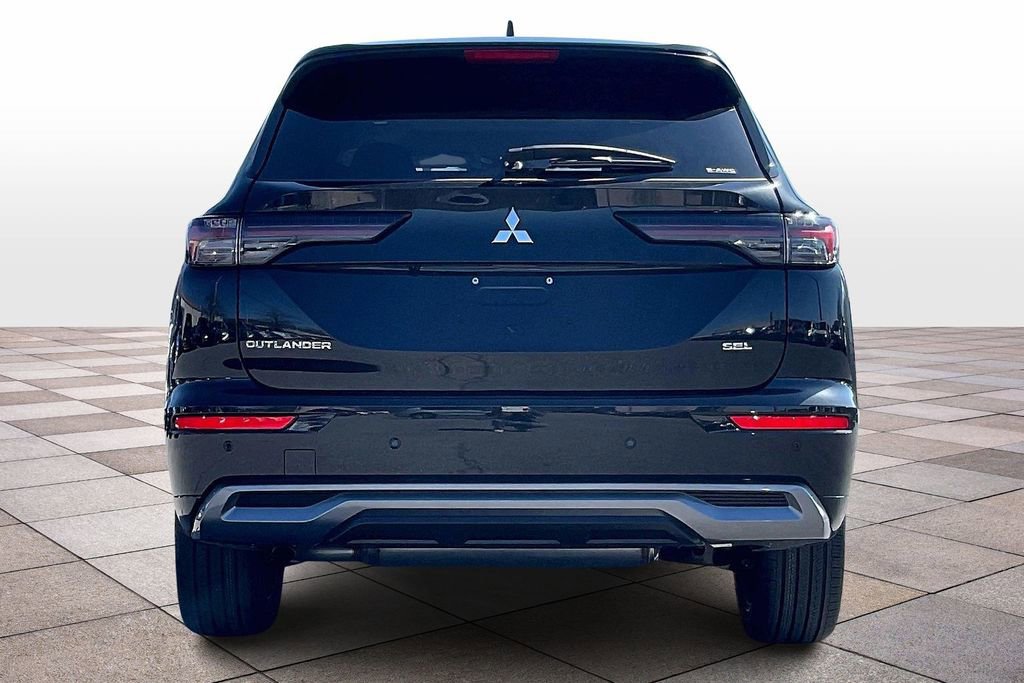 New 2026 Mitsubishi Outlander AWD image 4