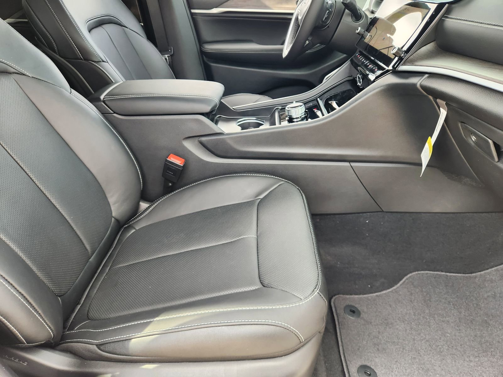 New 2026 Jeep Grand Cherokee Limited AWD/4WD image 14