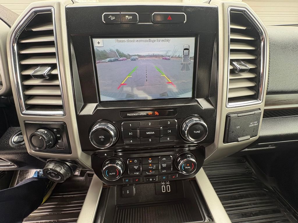 Used 2016 Ford F150 Lariat image 15