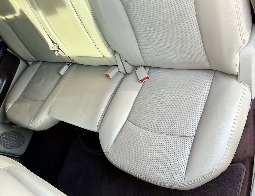 Used 2016 RAM 1500 Laramie w/ Convenience Group image 29