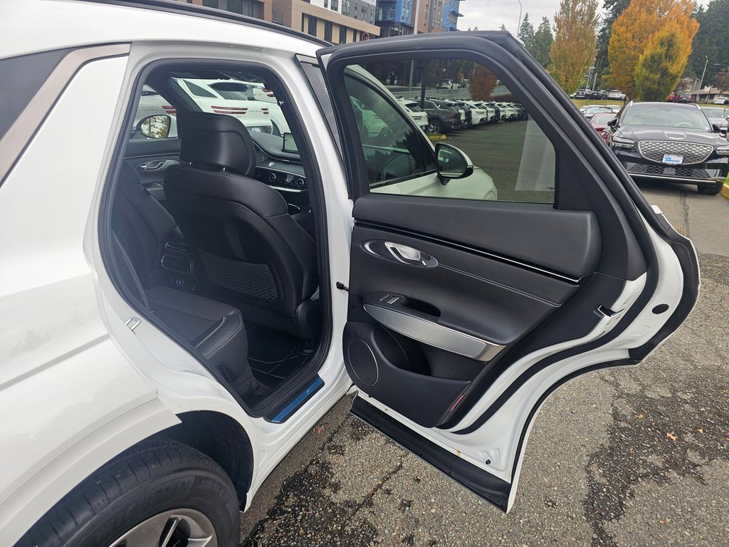 Certified 2025 Genesis GV70 3.5T Sport image 26