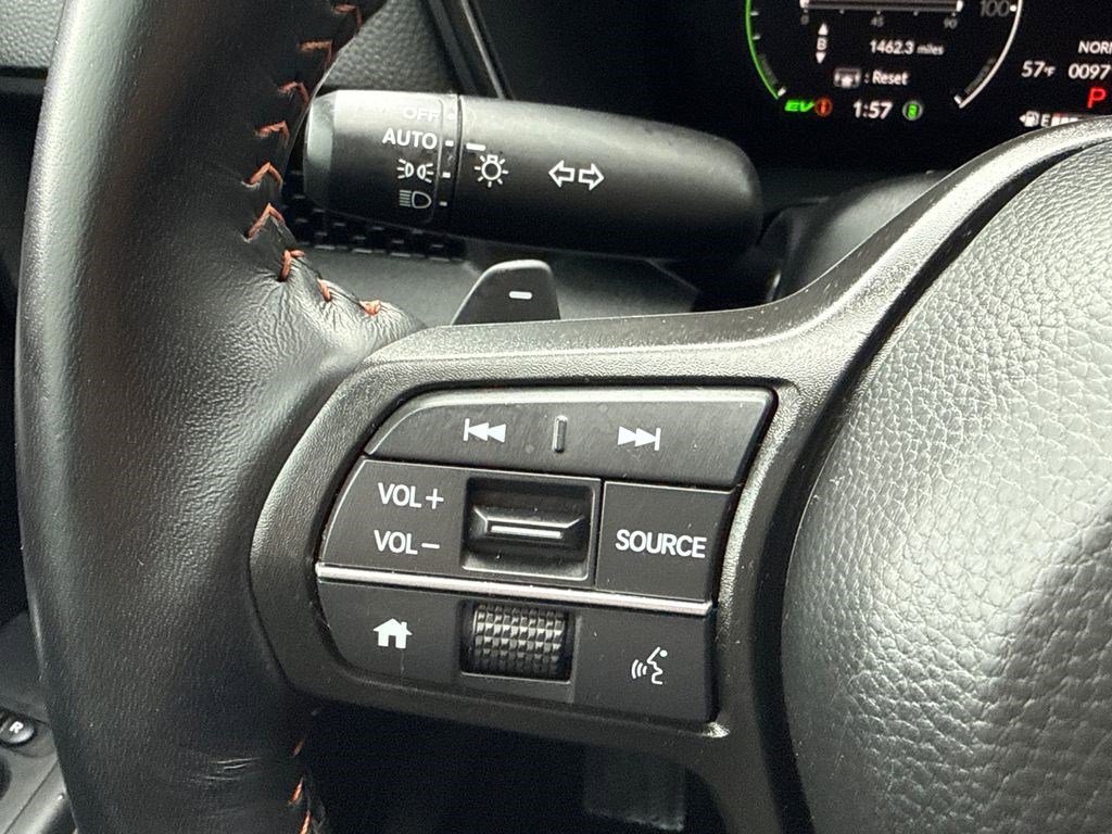 Used 2025 Honda CR-V Sport image 23