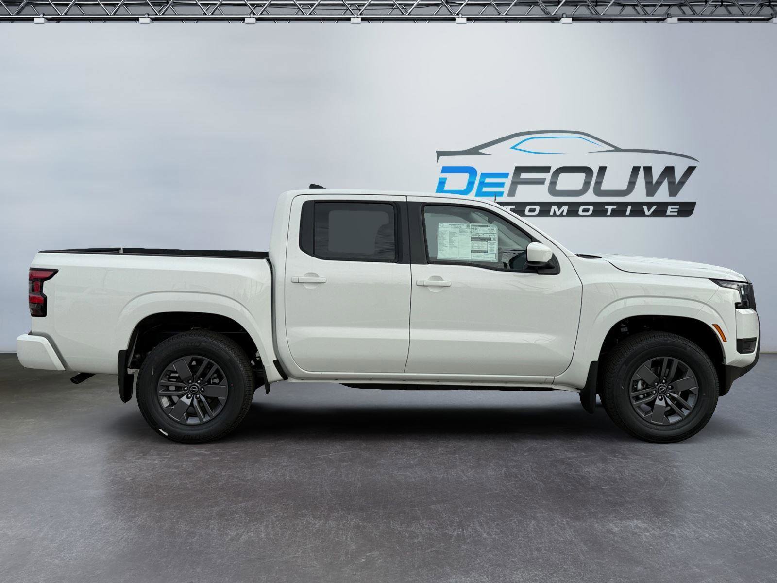New 2026 Nissan Frontier SV w/ Tow Package AWD/4WD image 2