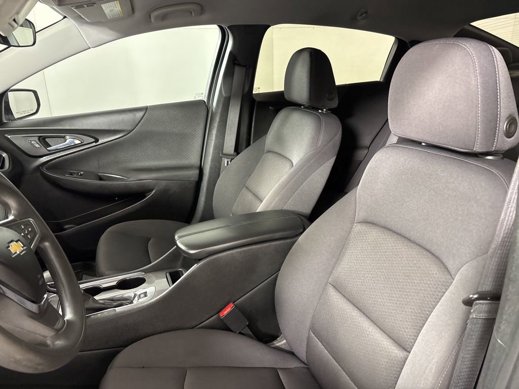 Used 2023 Chevrolet Malibu LT FWD image 26