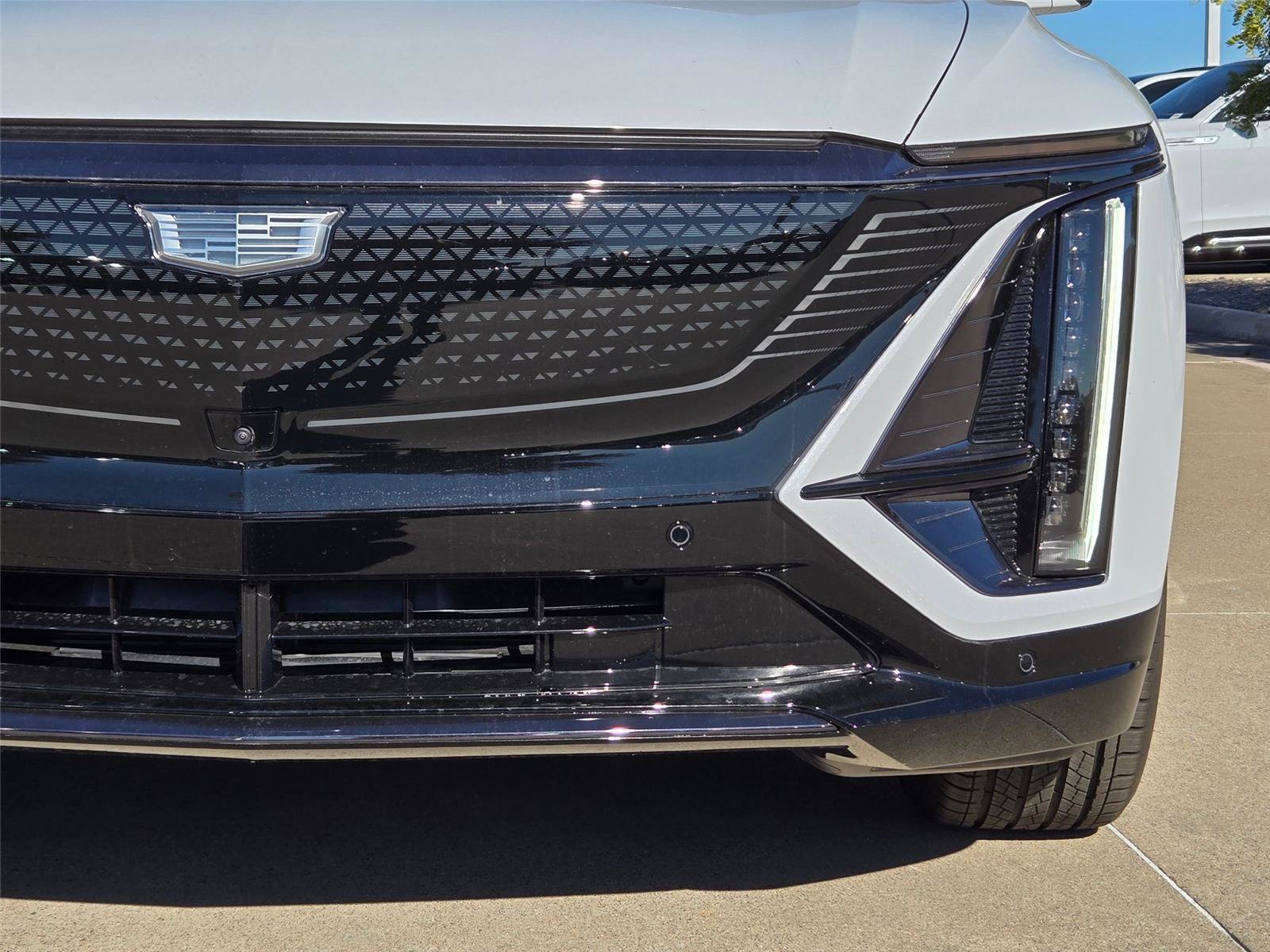 New 2026 Cadillac Lyriq Premium Luxury w/ LPO, Floor Liner Package AWD/4WD image 6