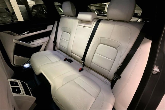Certified 2025 Jaguar F-PACE R-Dynamic S image 17