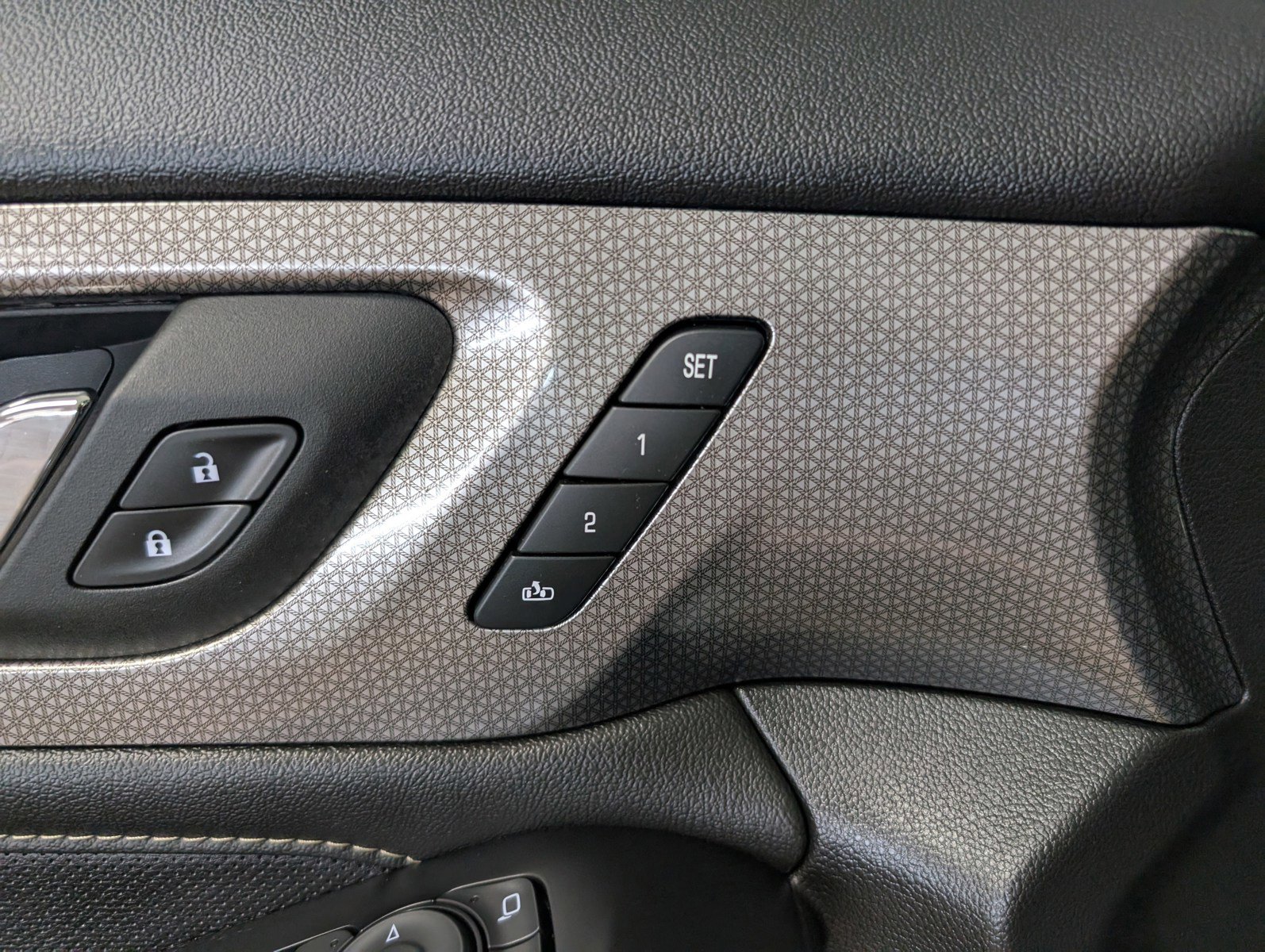 Used 2023 Chevrolet Traverse Premier image 29