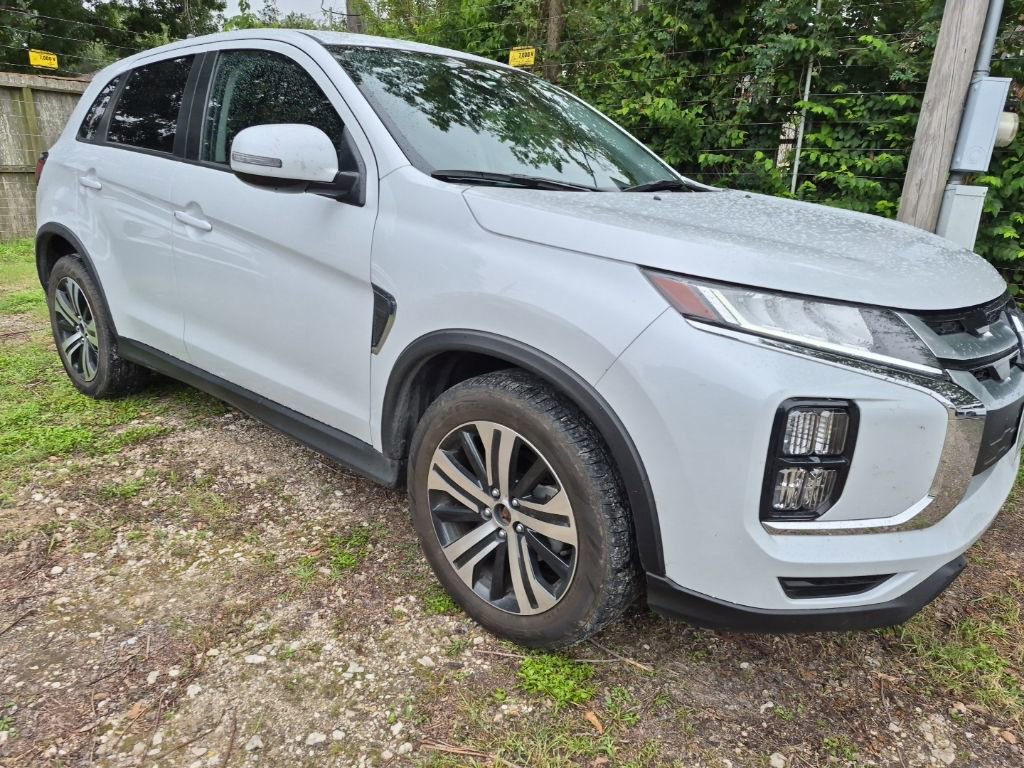 Used 2025 Mitsubishi Outlander Sport SE AWD/4WD image 4