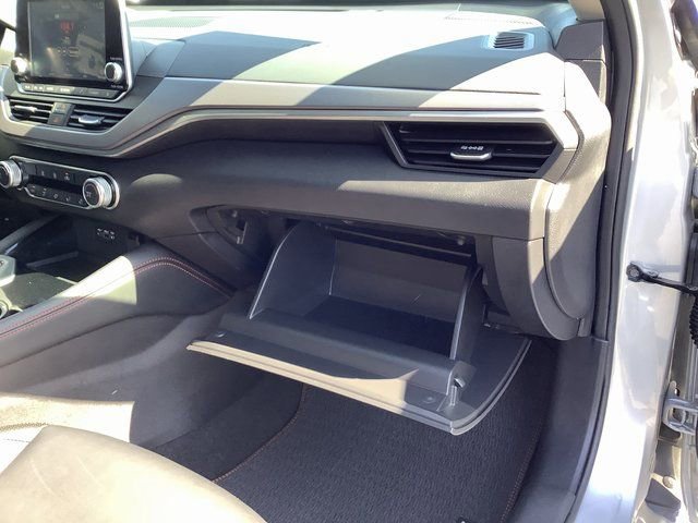 Used 2024 Nissan Altima 2.5 SR image 39