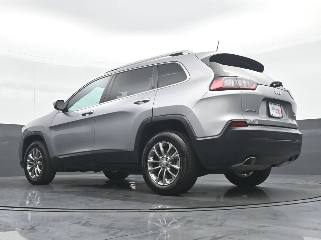 Used 2019 Jeep Cherokee Latitude Plus AWD/4WD image 28