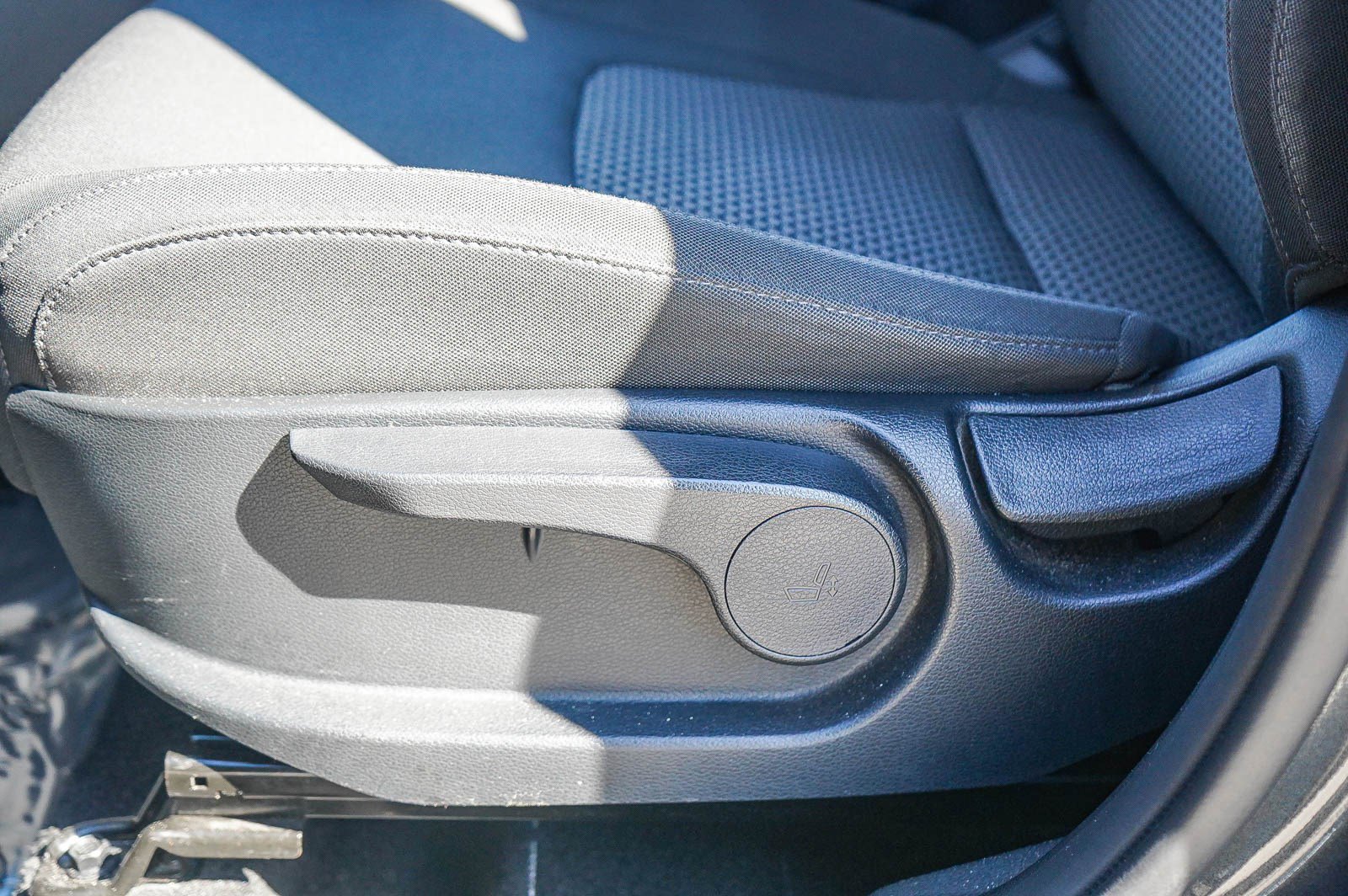 Used 2024 Kia Sportage LX image 19