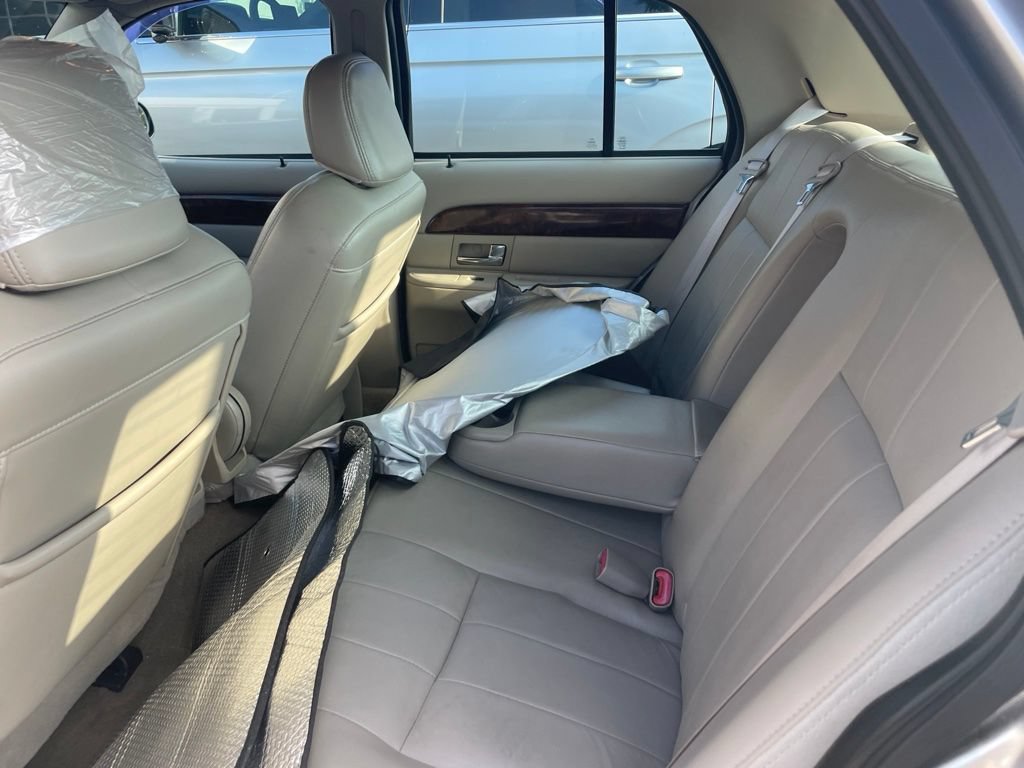 Used 2010 Mercury Grand Marquis LS RWD image 5