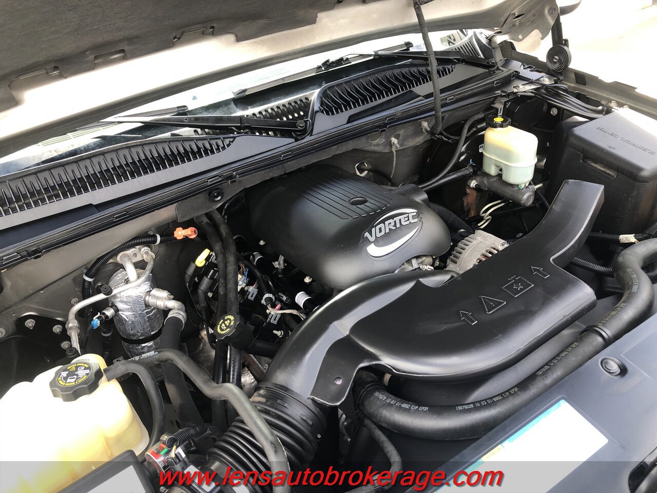 Used 2002 Chevrolet Avalanche 4x4 w/ Off-Road Suspension Pkg image 24