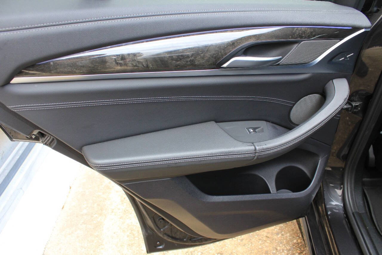 Used 2018 BMW X3 M40i image 14