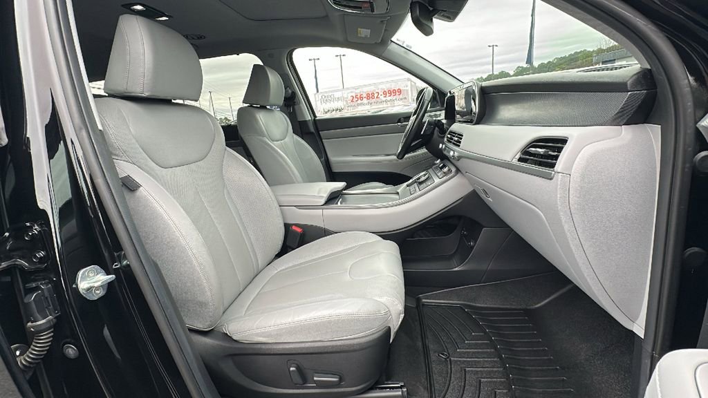 Used 2022 Hyundai Palisade SEL w/ Premium Package image 15