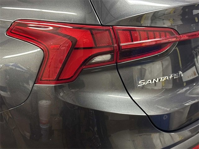 Used 2023 Hyundai Santa Fe SEL w/ Premium Package image 8