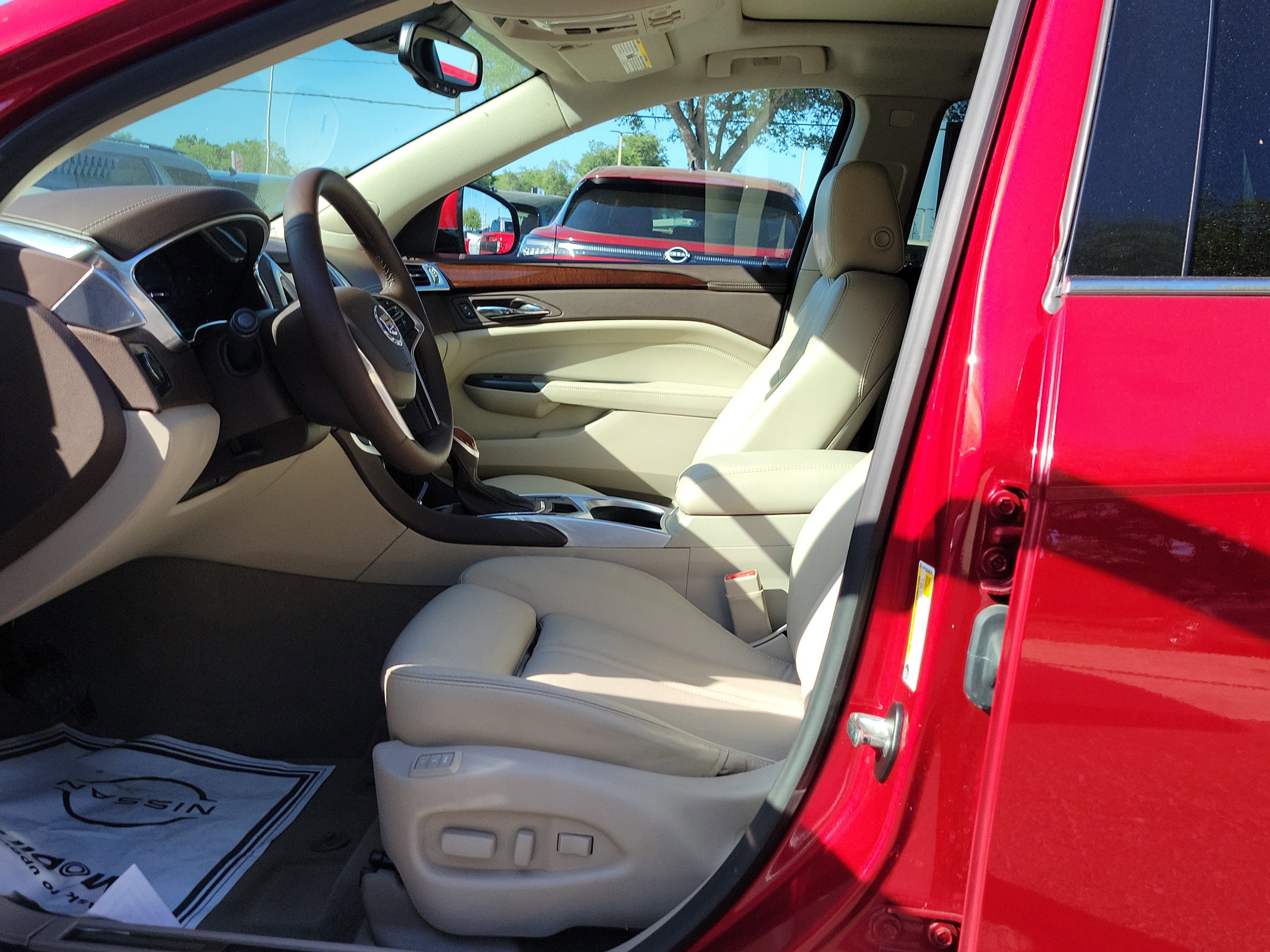 Used 2015 Cadillac SRX Premium image 19