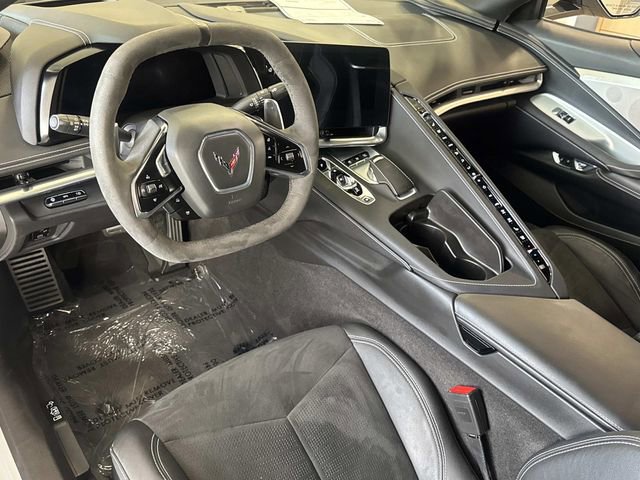 Used 2022 Chevrolet Corvette Stingray Preferred Cpe w/ Z51 Performance Package RWD image 9