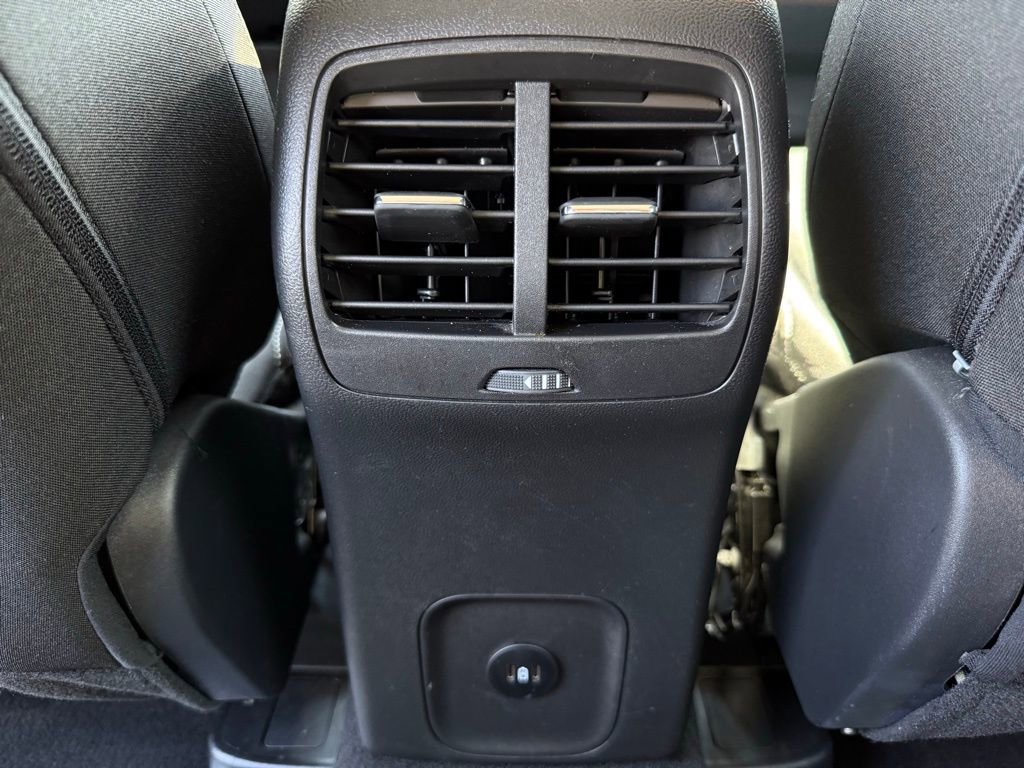 Used 2024 Ford Escape Active image 13