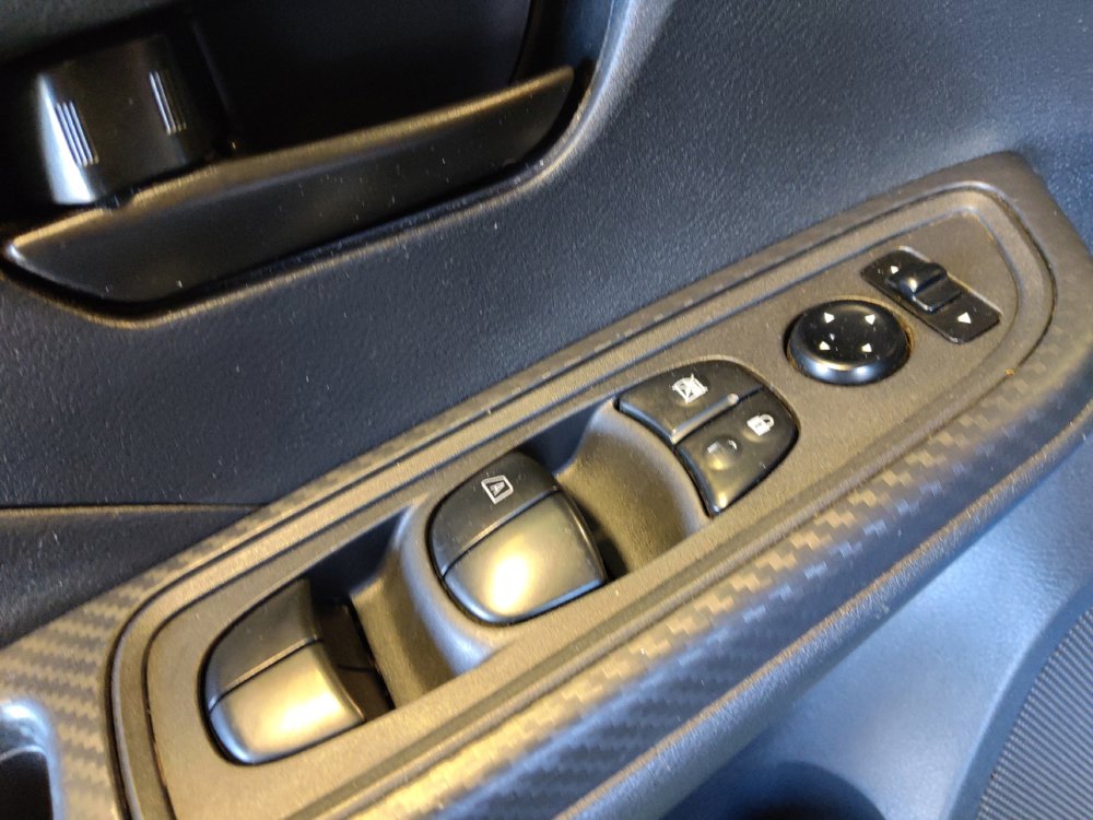 Used 2021 Nissan Versa S image 27