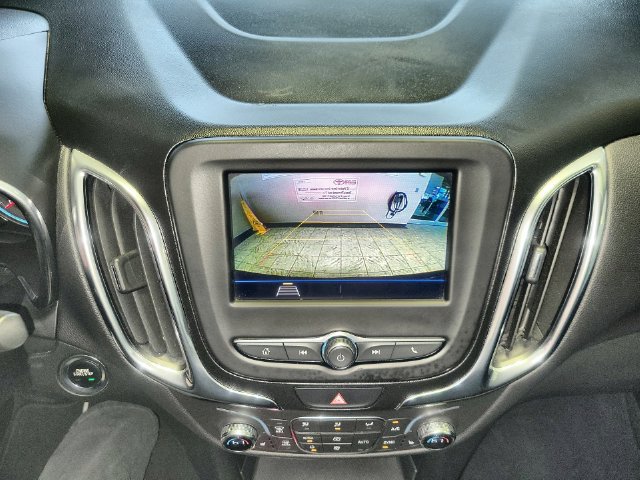 Used 2020 Chevrolet Equinox LT AWD/4WD image 17
