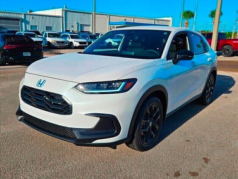 New 2026 Honda HR-V Sport image 10