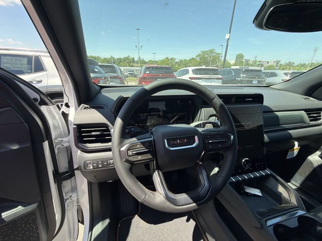 New 2026 GMC Terrain AT4 w/ LPO, Black Badging Package AWD/4WD image 12