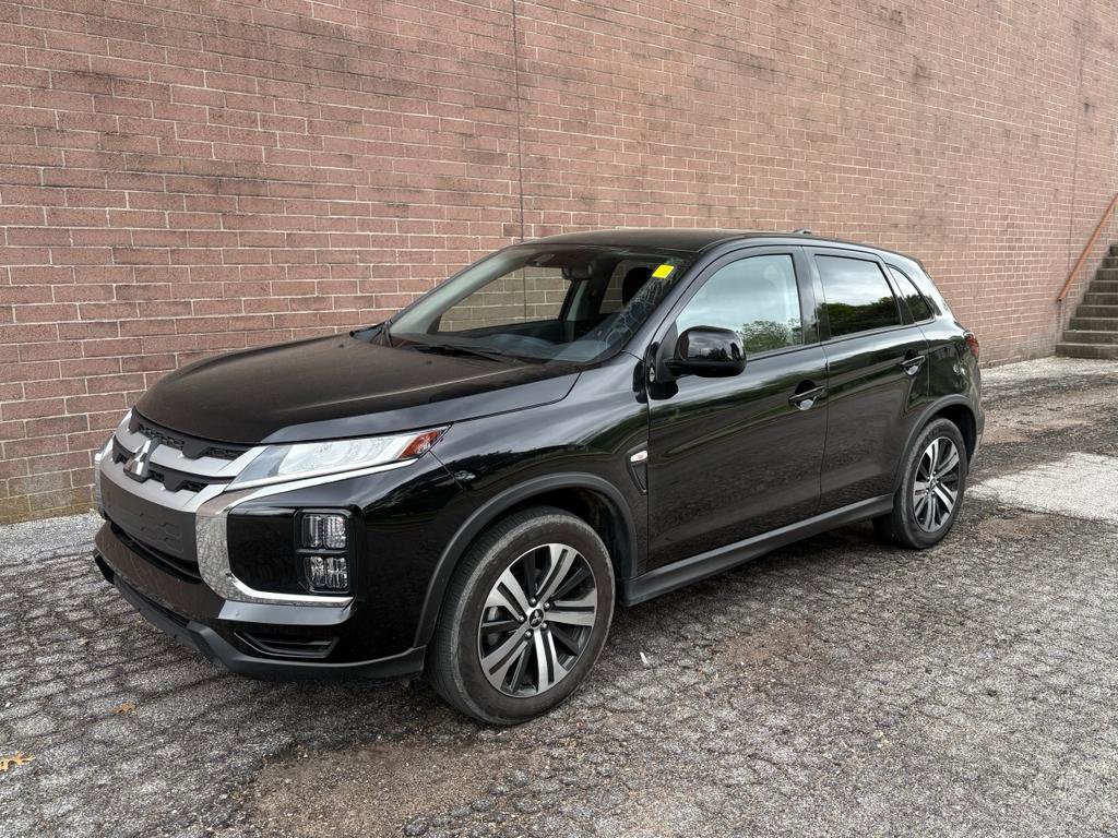 Used 2025 Mitsubishi Outlander Sport ES AWD/4WD image 1