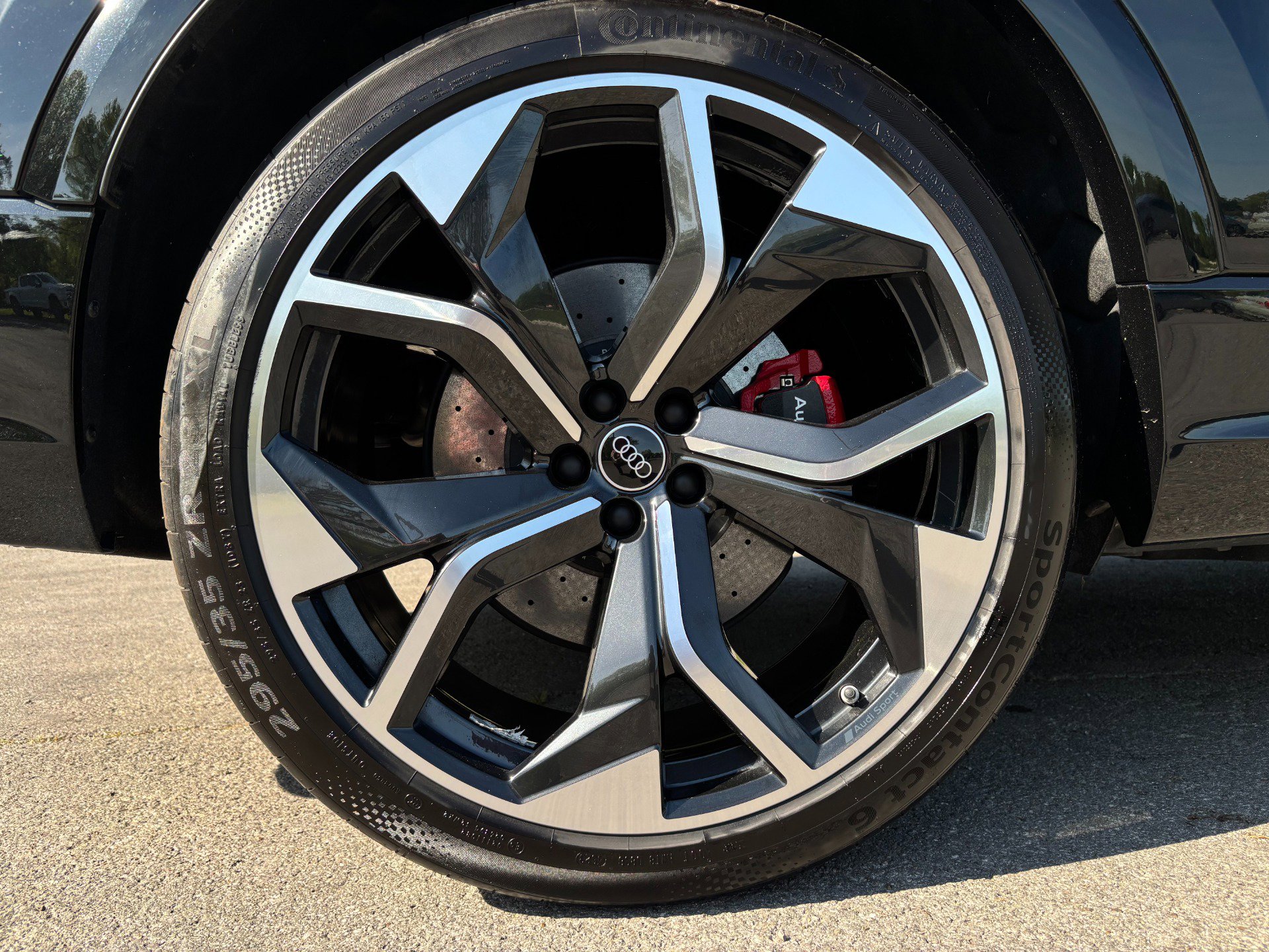 Used 2023 Audi RS Q8 w/ Black Optic Package image 49