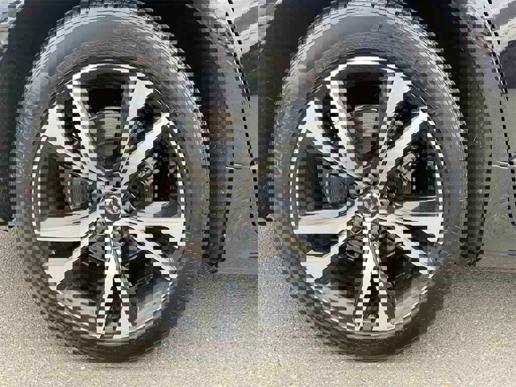 Certified 2025 Volvo S60 B5 Plus image 16