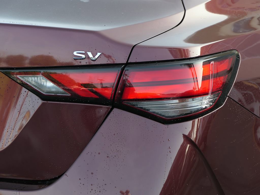 Used 2020 Nissan Sentra SV image 5