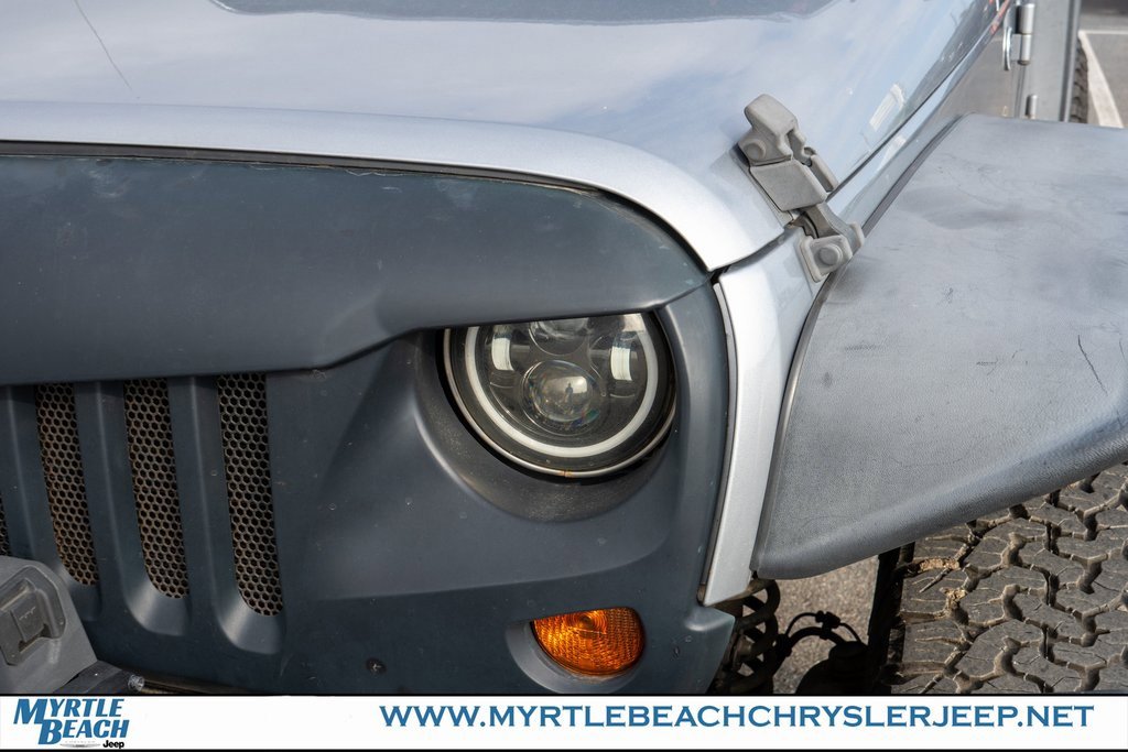 Used 2013 Jeep Wrangler Unlimited Sahara w/ Dual Top Group image 11