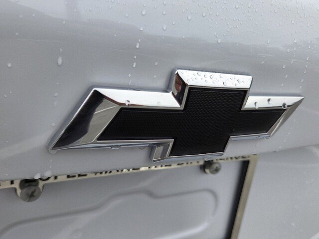 New 2027 Chevrolet Equinox RS FWD image 15