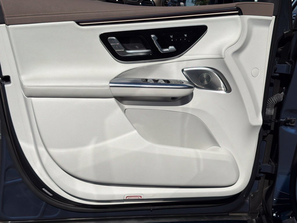 Used 2023 Mercedes-Benz EQE 350+ SUV image 19
